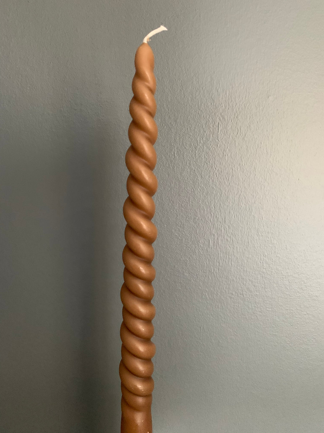 Vio Ljusfabrik kierrekynttilä 2 kpl, tumma beige